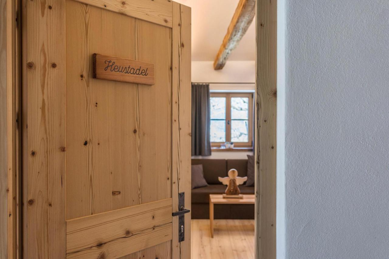 Hatzeshof Heustadel Laion Buitenkant foto